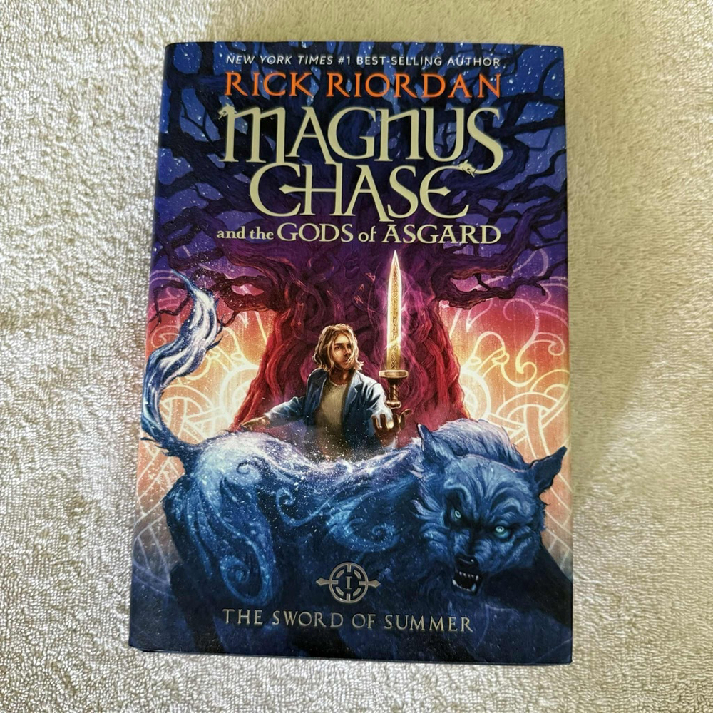 Magnus Chase and the Gods of Asgard: The Sword of Summer Book